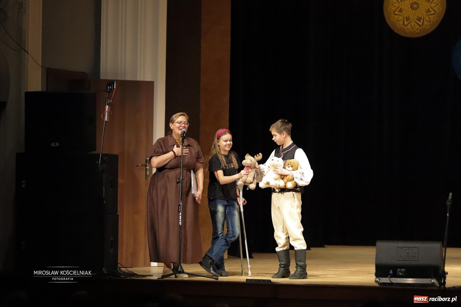 Zdjęcie w galerii na portalu naszraciborz.pl: Rekordowe wsparcie dla Stasia. Koncert charytatywny Stowarzyszenia Źródło w RCK wiadomości z regionu