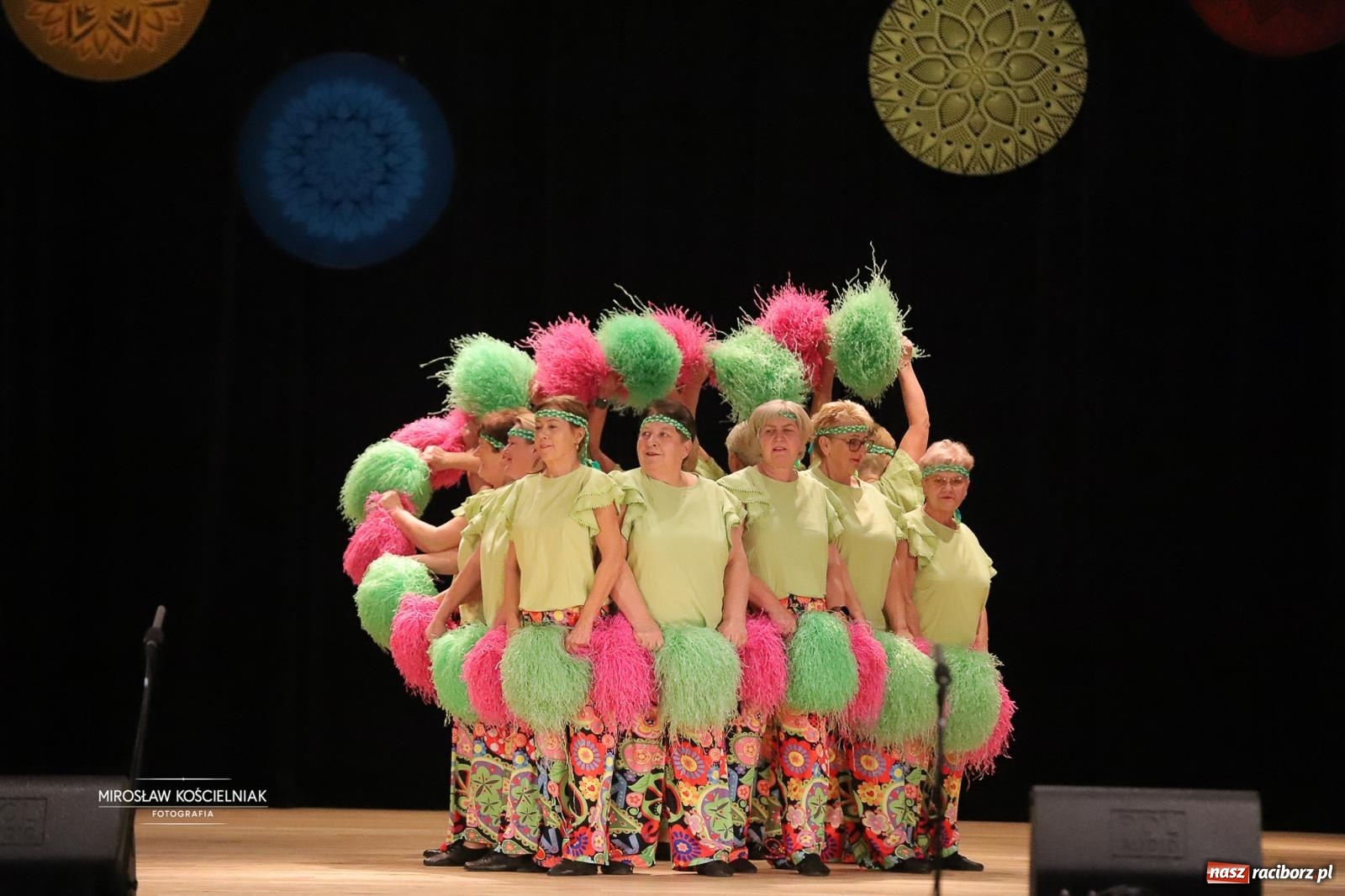 Zdjęcie w galerii na portalu naszraciborz.pl: Rekordowe wsparcie dla Stasia. Koncert charytatywny Stowarzyszenia Źródło w RCK wiadomości z regionu