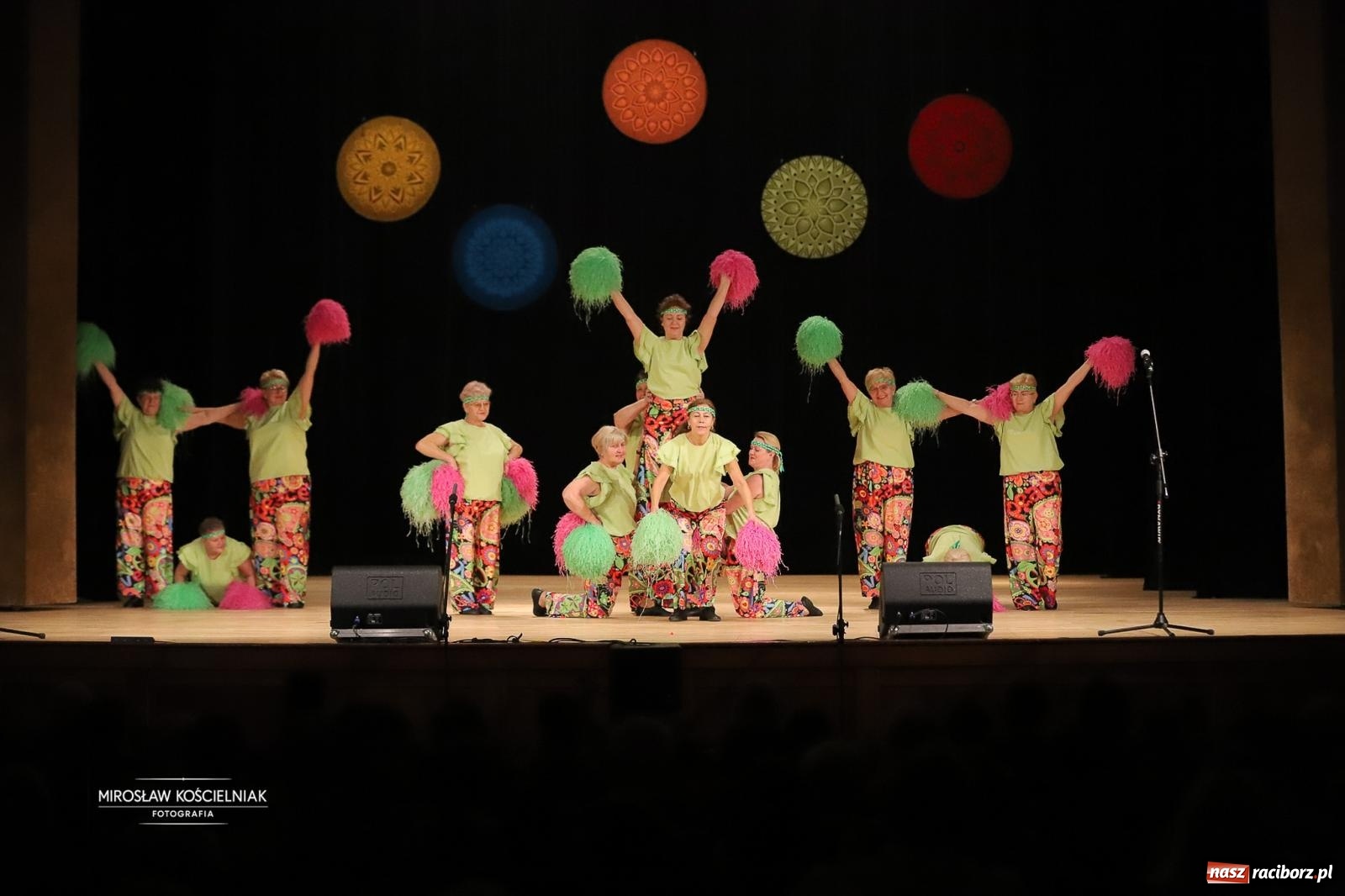 Zdjęcie w galerii na portalu naszraciborz.pl: Rekordowe wsparcie dla Stasia. Koncert charytatywny Stowarzyszenia Źródło w RCK wiadomości z regionu