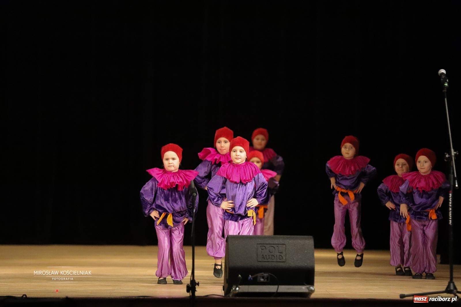 Zdjęcie w galerii na portalu naszraciborz.pl: Rekordowe wsparcie dla Stasia. Koncert charytatywny Stowarzyszenia Źródło w RCK wiadomości z regionu