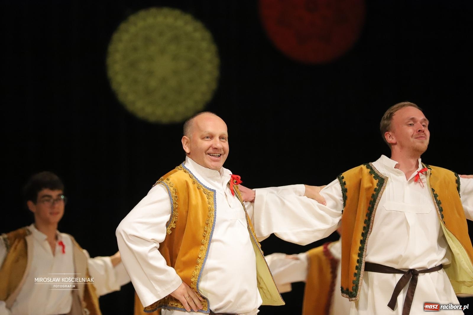 Zdjęcie w galerii na portalu naszraciborz.pl: Rekordowe wsparcie dla Stasia. Koncert charytatywny Stowarzyszenia Źródło w RCK wiadomości z regionu