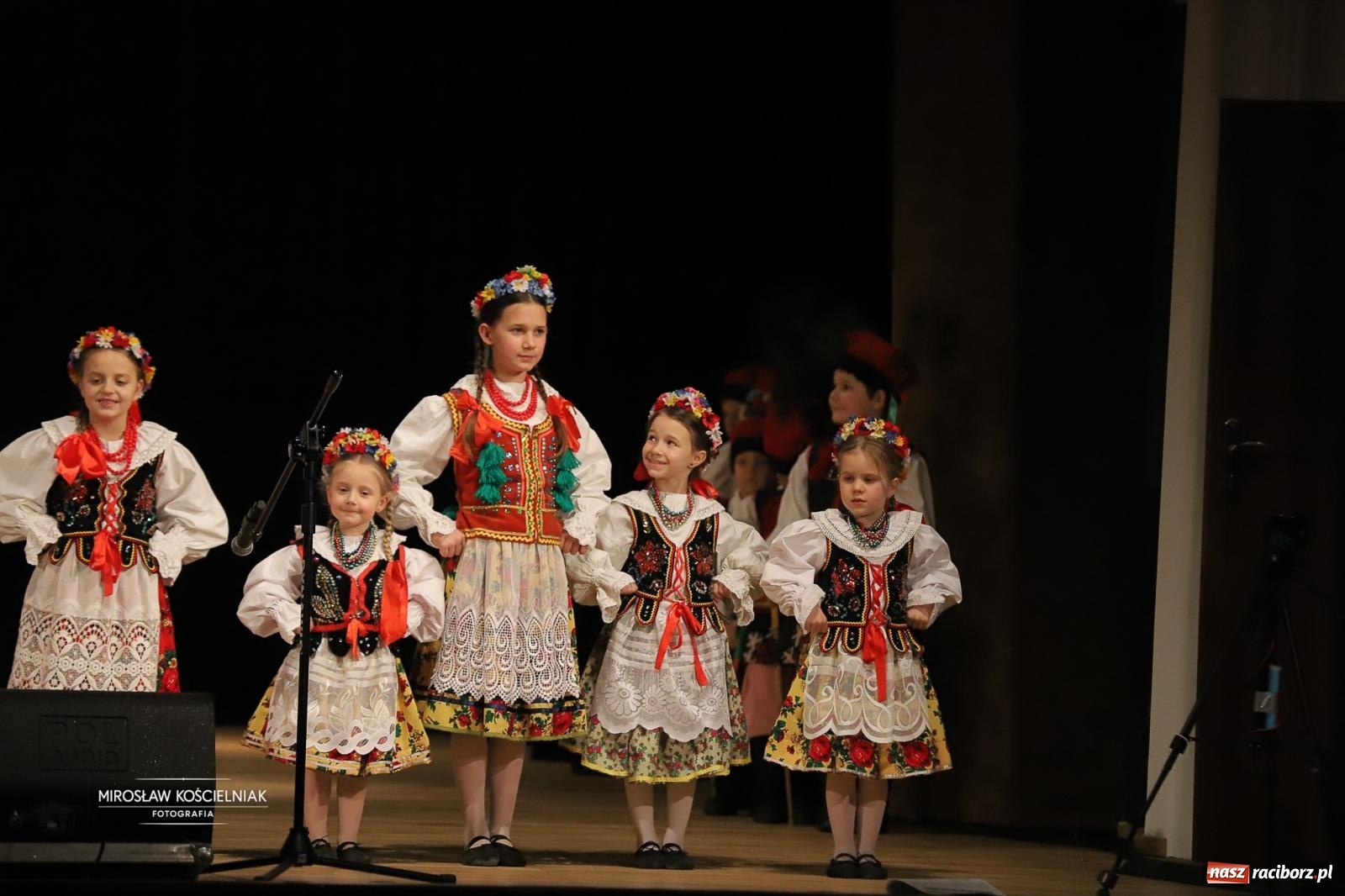 Zdjęcie w galerii na portalu naszraciborz.pl: Rekordowe wsparcie dla Stasia. Koncert charytatywny Stowarzyszenia Źródło w RCK wiadomości z regionu