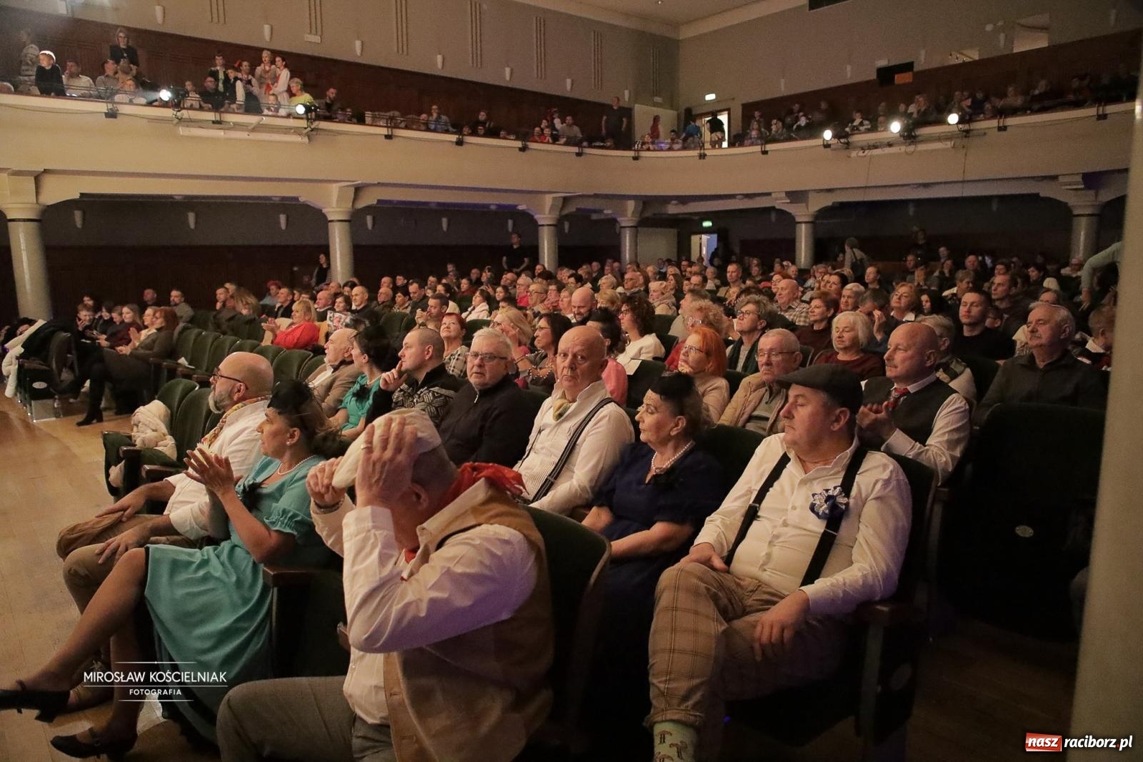 Zdjęcie w galerii na portalu naszraciborz.pl: Rekordowe wsparcie dla Stasia. Koncert charytatywny Stowarzyszenia Źródło w RCK wiadomości z regionu