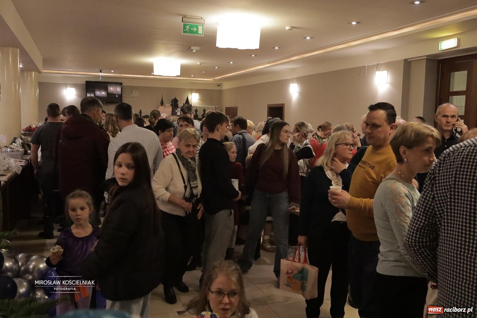 Zdjęcie w galerii na portalu naszraciborz.pl: Rekordowe wsparcie dla Stasia. Koncert charytatywny Stowarzyszenia Źródło w RCK wiadomości z regionu