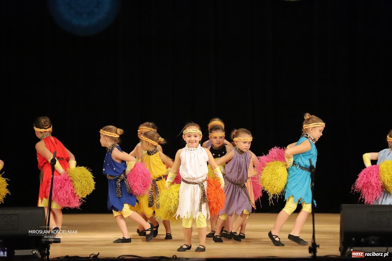 Zdjęcie w galerii na portalu naszraciborz.pl: Rekordowe wsparcie dla Stasia. Koncert charytatywny Stowarzyszenia Źródło w RCK wiadomości z regionu