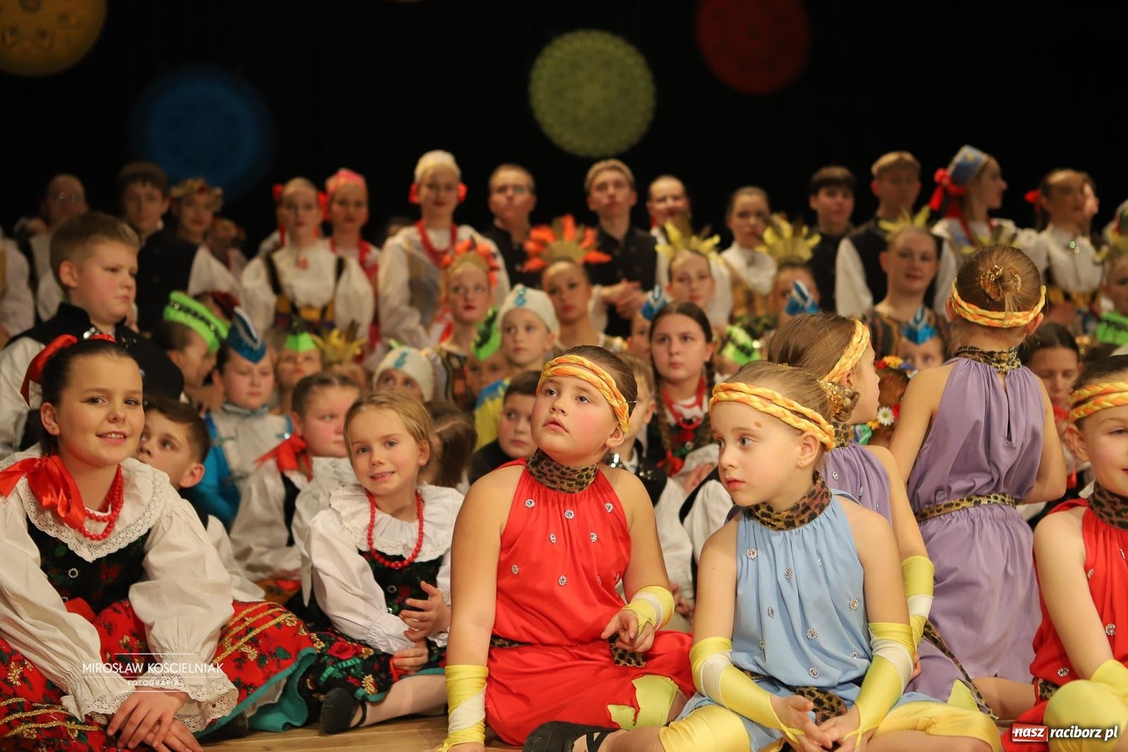 Zdjęcie w galerii na portalu naszraciborz.pl: Rekordowe wsparcie dla Stasia. Koncert charytatywny Stowarzyszenia Źródło w RCK wiadomości z regionu