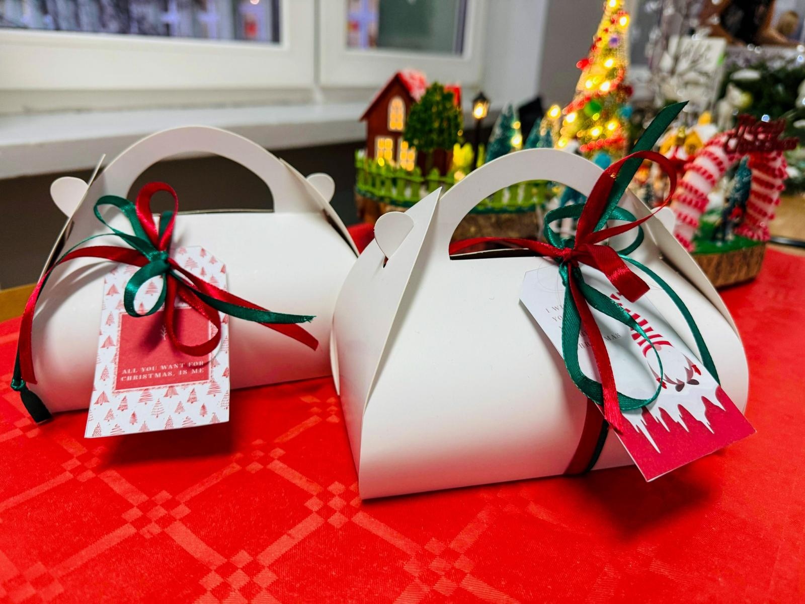 Zdjęcie w galerii na portalu naszraciborz.pl: Świąteczny Kiermasz w Szkole Podstawowej nr 13 [FOTO] wiadomości z regionu