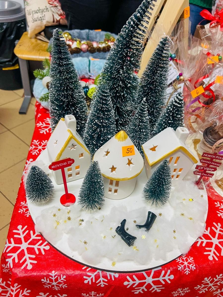 Zdjęcie w galerii na portalu naszraciborz.pl: Świąteczny Kiermasz w Szkole Podstawowej nr 13 [FOTO] wiadomości z regionu