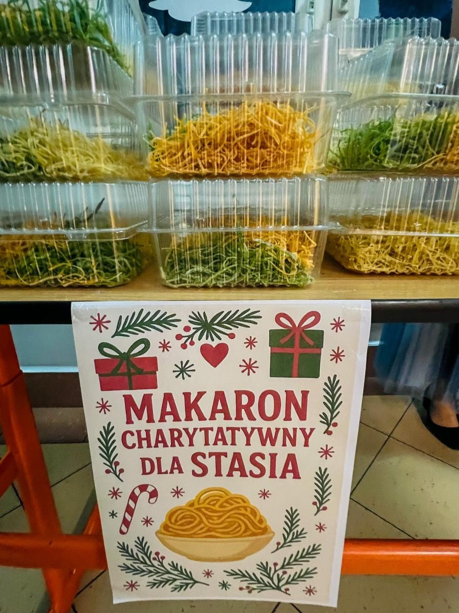 Zdjęcie w galerii na portalu naszraciborz.pl: Świąteczny Kiermasz w Szkole Podstawowej nr 13 [FOTO] wiadomości z regionu