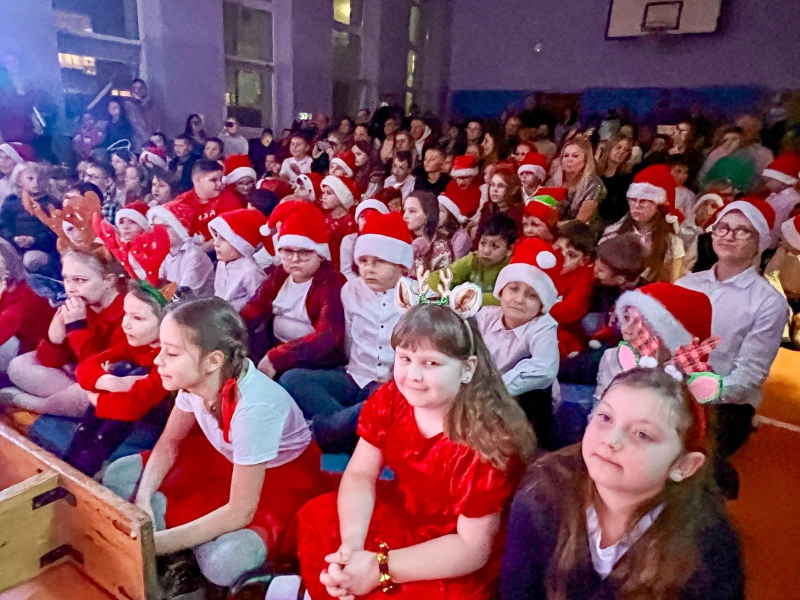 Zdjęcie w galerii na portalu naszraciborz.pl: Świąteczny Kiermasz w Szkole Podstawowej nr 13 [FOTO] wiadomości z regionu