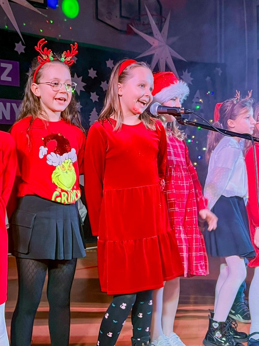 Zdjęcie w galerii na portalu naszraciborz.pl: Świąteczny Kiermasz w Szkole Podstawowej nr 13 [FOTO] wiadomości z regionu