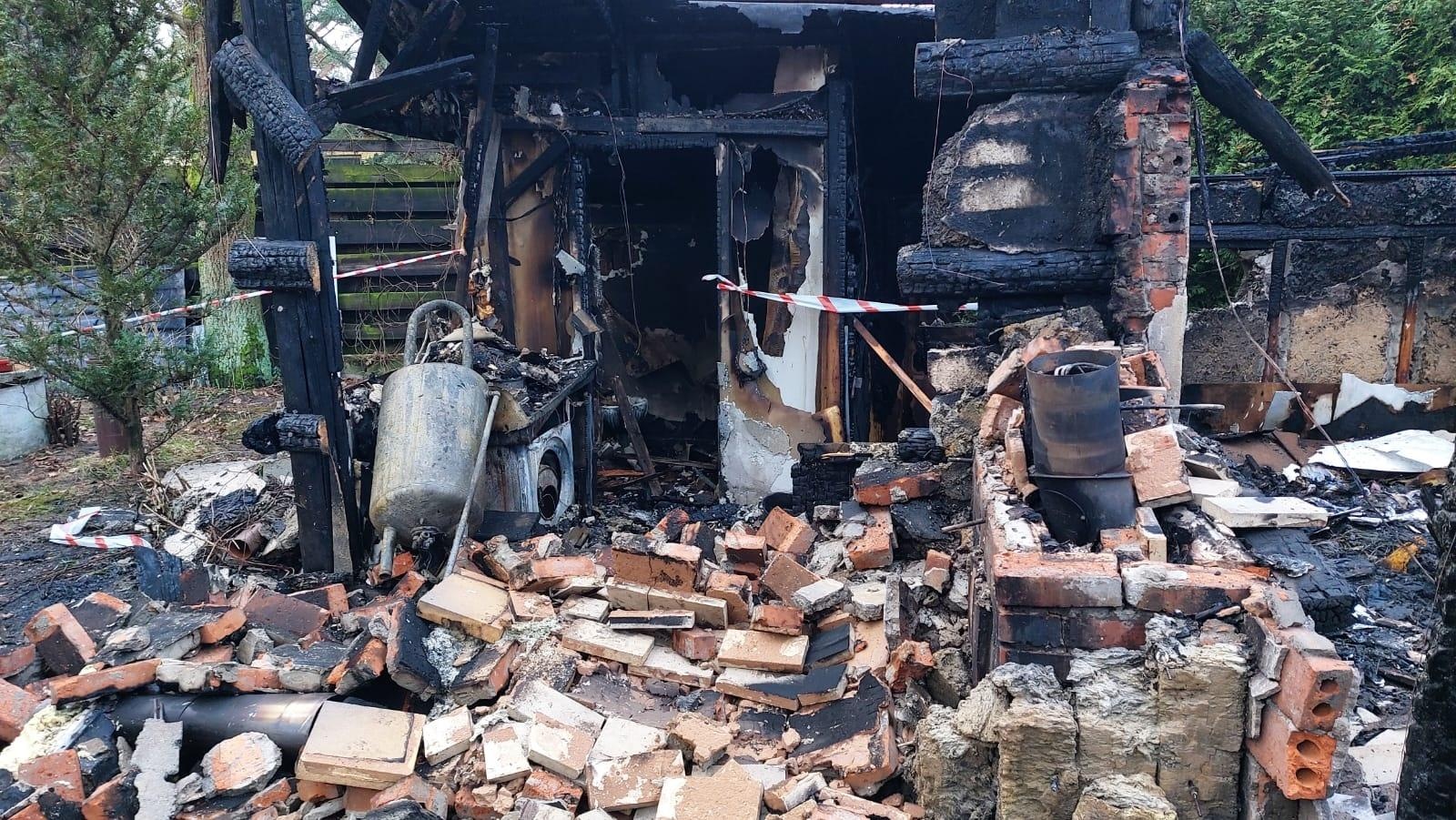 Zdjęcie w galerii na portalu naszraciborz.pl: Seria groźnych interwencji strażaków w powiecie. Pożary i wypadek przy słupie energetycznym [FOTO]  wiadomości z regionu