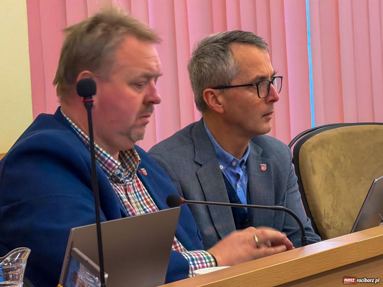 Zdjęcie w galerii na portalu naszraciborz.pl: Polowy i Fita powiedzieli STOP. Zmiany w oświacie wstrzymane, sesja bez kworum wiadomości z regionu