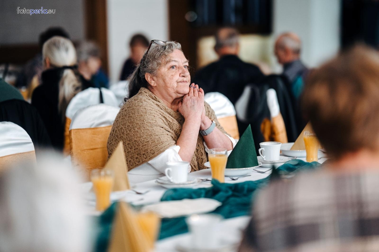Zdjęcie w galerii na portalu naszraciborz.pl: Świąteczne spotkanie opłatkowe dla mieszkańców Gminy Krzanowice wiadomości z regionu