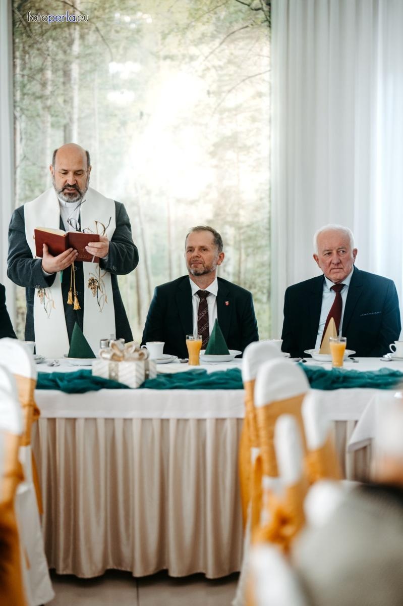 Zdjęcie w galerii na portalu naszraciborz.pl: Świąteczne spotkanie opłatkowe dla mieszkańców Gminy Krzanowice wiadomości z regionu