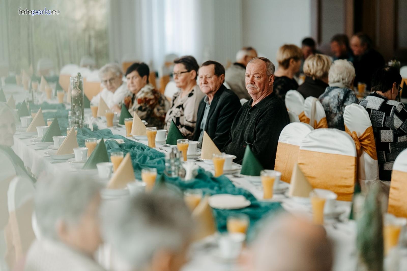 Zdjęcie w galerii na portalu naszraciborz.pl: Świąteczne spotkanie opłatkowe dla mieszkańców Gminy Krzanowice wiadomości z regionu