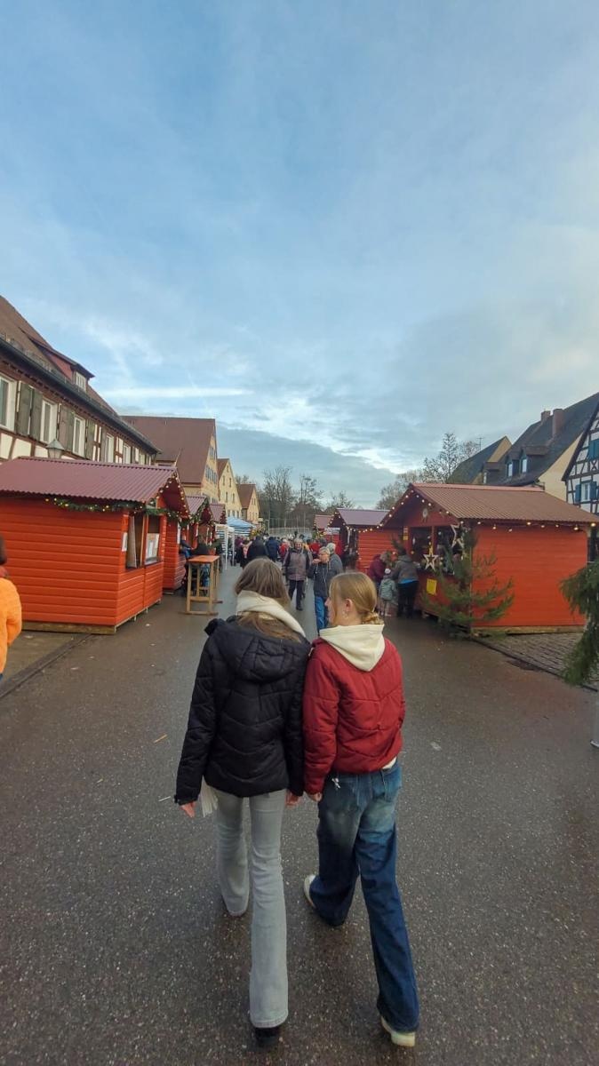 Zdjęcie w galerii na portalu naszraciborz.pl: Polsko-niemiecka wymiana młodzieży w świątecznej atmosferze – uczniowie SP18 z wizytą w Roth wiadomości z regionu