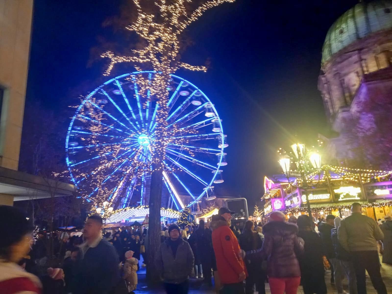 Zdjęcie w galerii na portalu naszraciborz.pl: Polsko-niemiecka wymiana młodzieży w świątecznej atmosferze – uczniowie SP18 z wizytą w Roth wiadomości z regionu