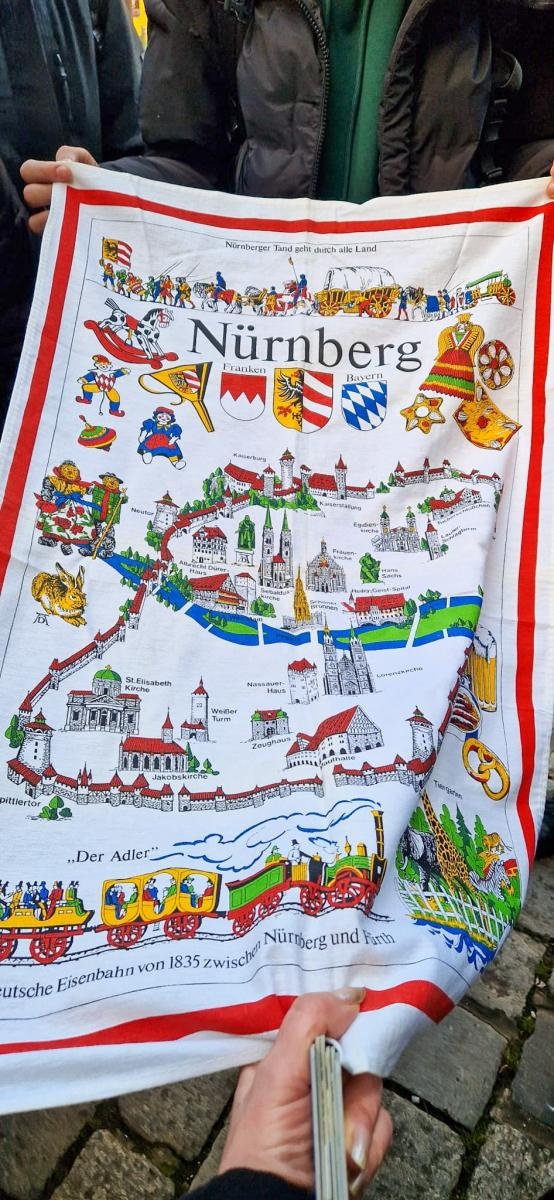 Zdjęcie w galerii na portalu naszraciborz.pl: Polsko-niemiecka wymiana młodzieży w świątecznej atmosferze – uczniowie SP18 z wizytą w Roth wiadomości z regionu