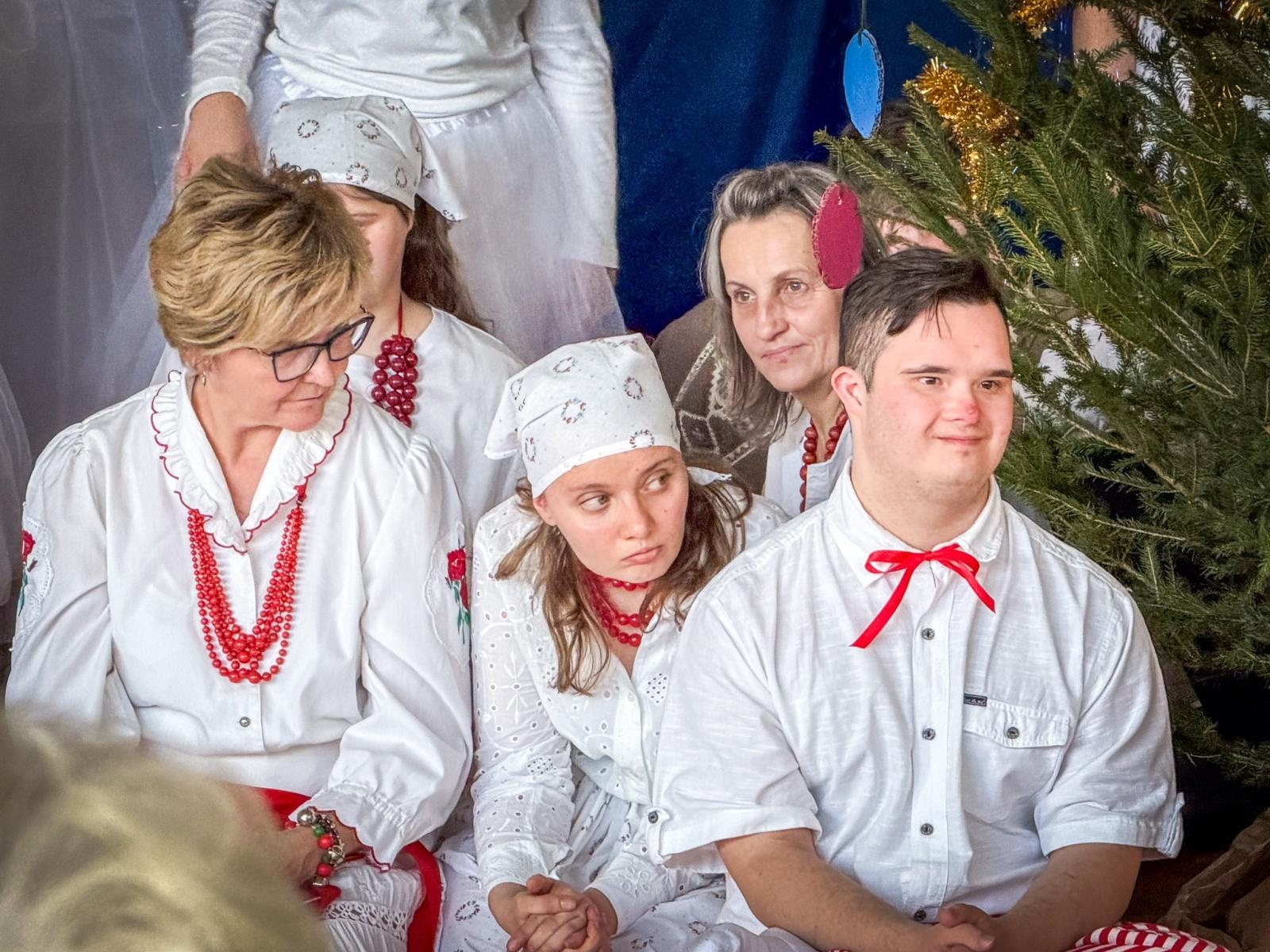 Zdjęcie w galerii na portalu naszraciborz.pl: Na szlaku wiedzy i ekologii oraz EKOBAZA – szkoła specjalna ma dwie nowe pracownie wiadomości z regionu