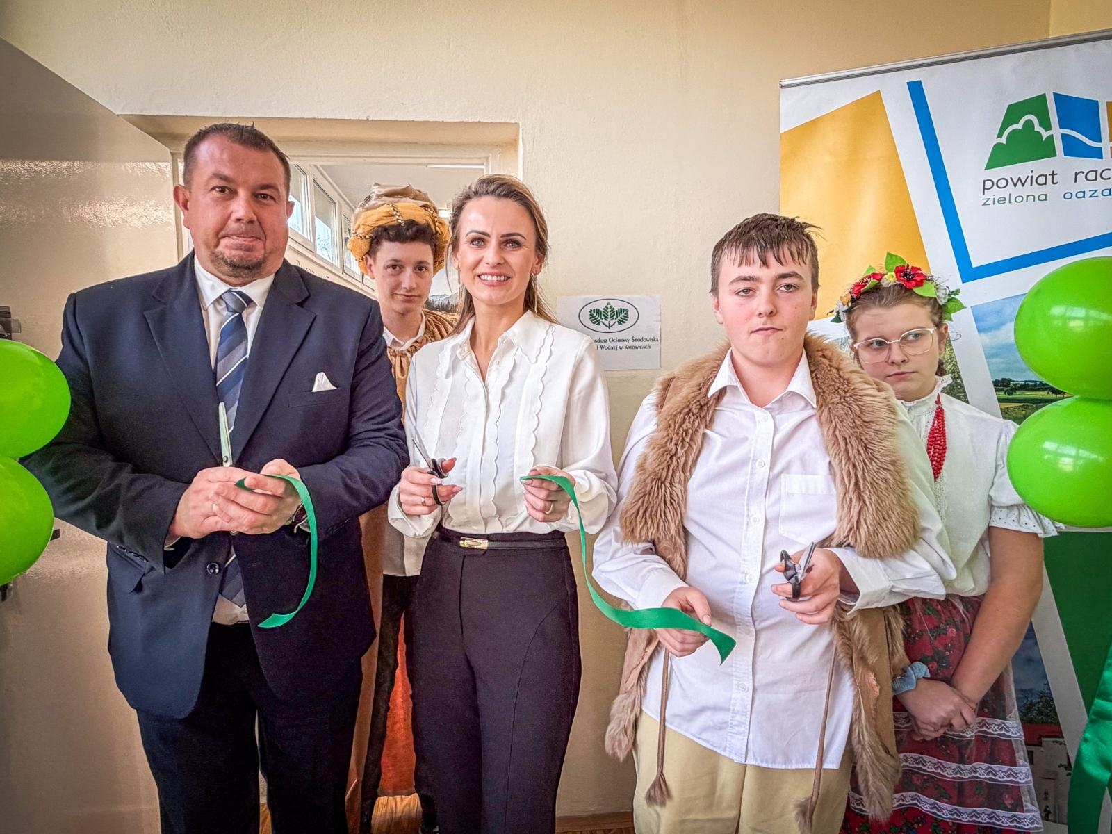 Zdjęcie w galerii na portalu naszraciborz.pl: Na szlaku wiedzy i ekologii oraz EKOBAZA – szkoła specjalna ma dwie nowe pracownie wiadomości z regionu