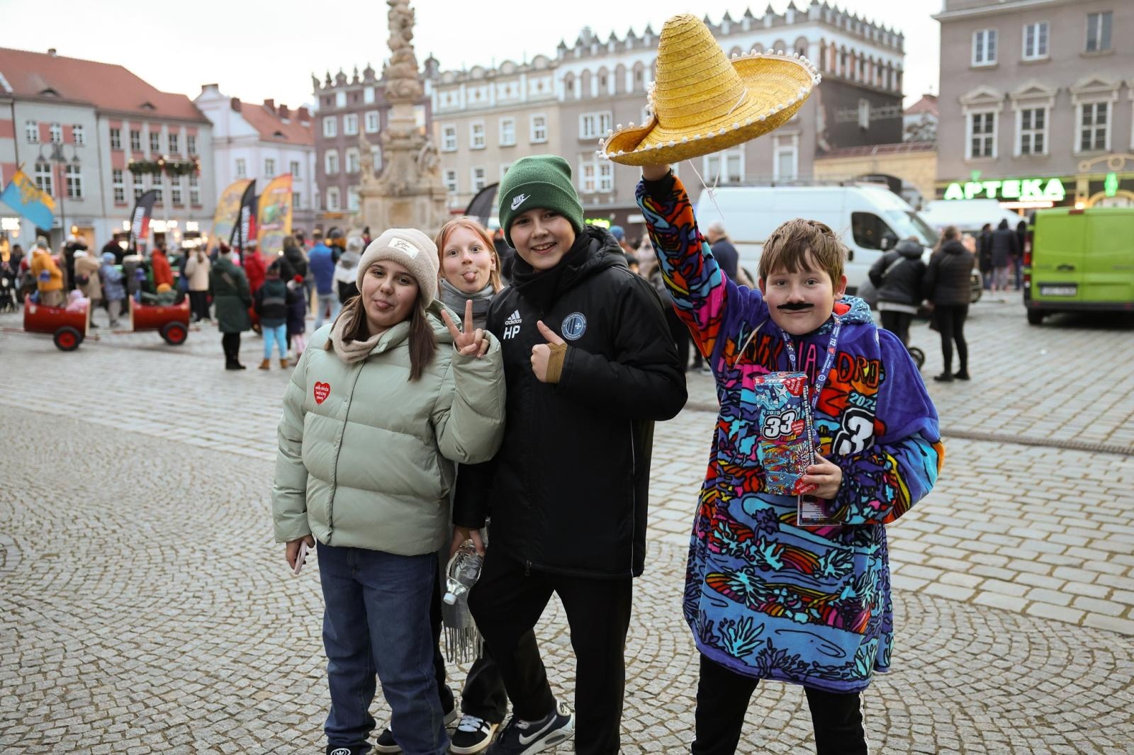 Zdjęcie w galerii na portalu naszraciborz.pl: Rozkręca się raciborska Wielka Orkiestra Świątecznej Pomocy - aktualności ze sztabu w RCK wiadomości z regionu