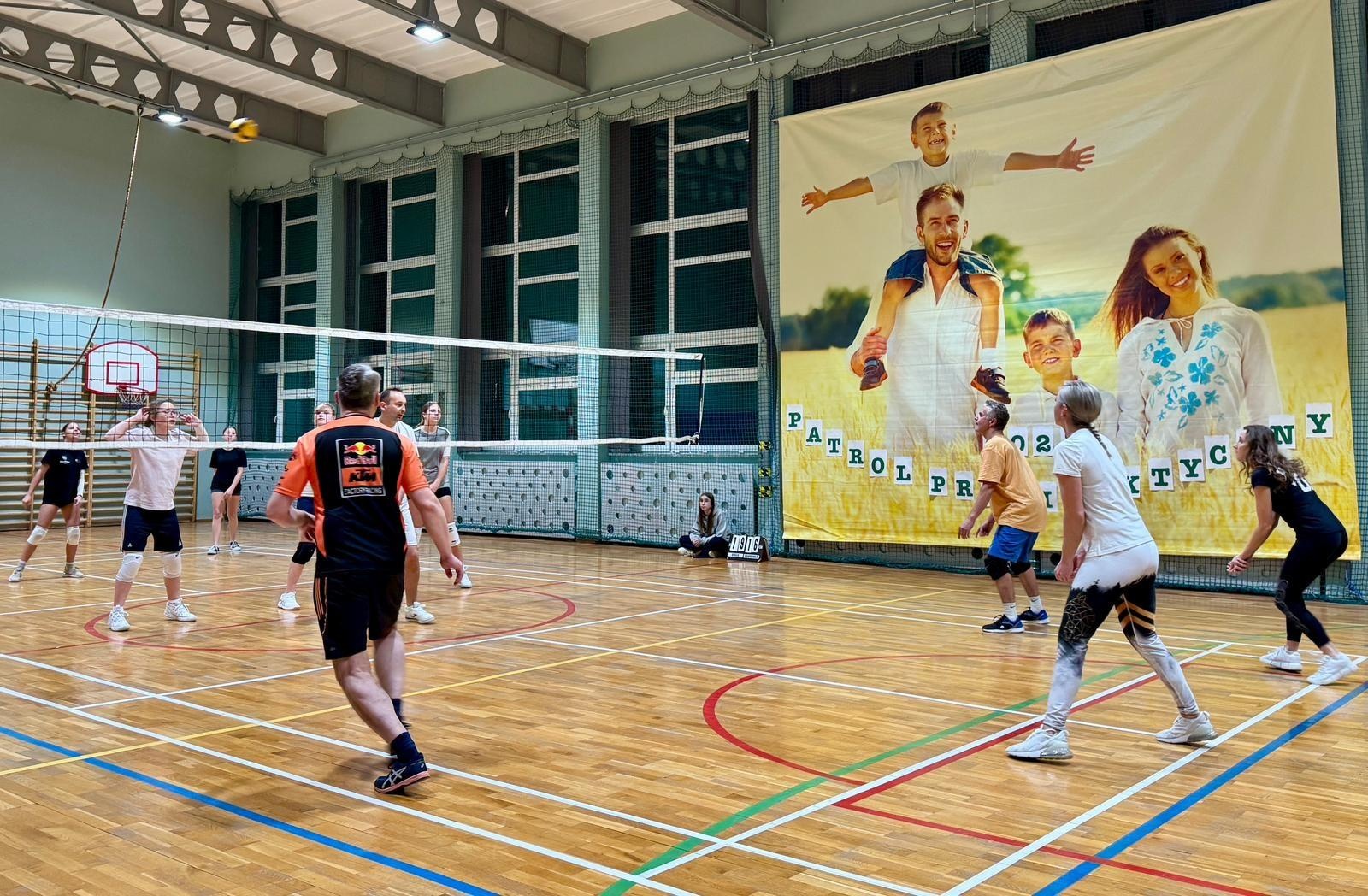 Zdjęcie w galerii na portalu naszraciborz.pl: Profilaktyka i świąteczny klimat w Szkole Podstawowej w Bieńkowicach wiadomości z regionu