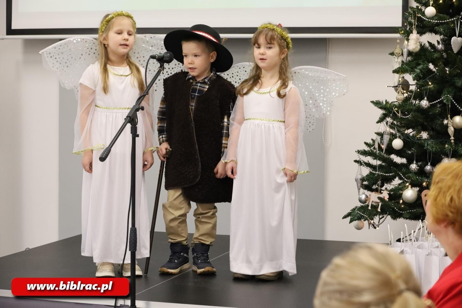 Zdjęcie w galerii na portalu naszraciborz.pl: Hej kolęda, kolęda! XXIV Międzyprzedszkolny Przegląd Kolęd w bibliotece wiadomości z regionu
