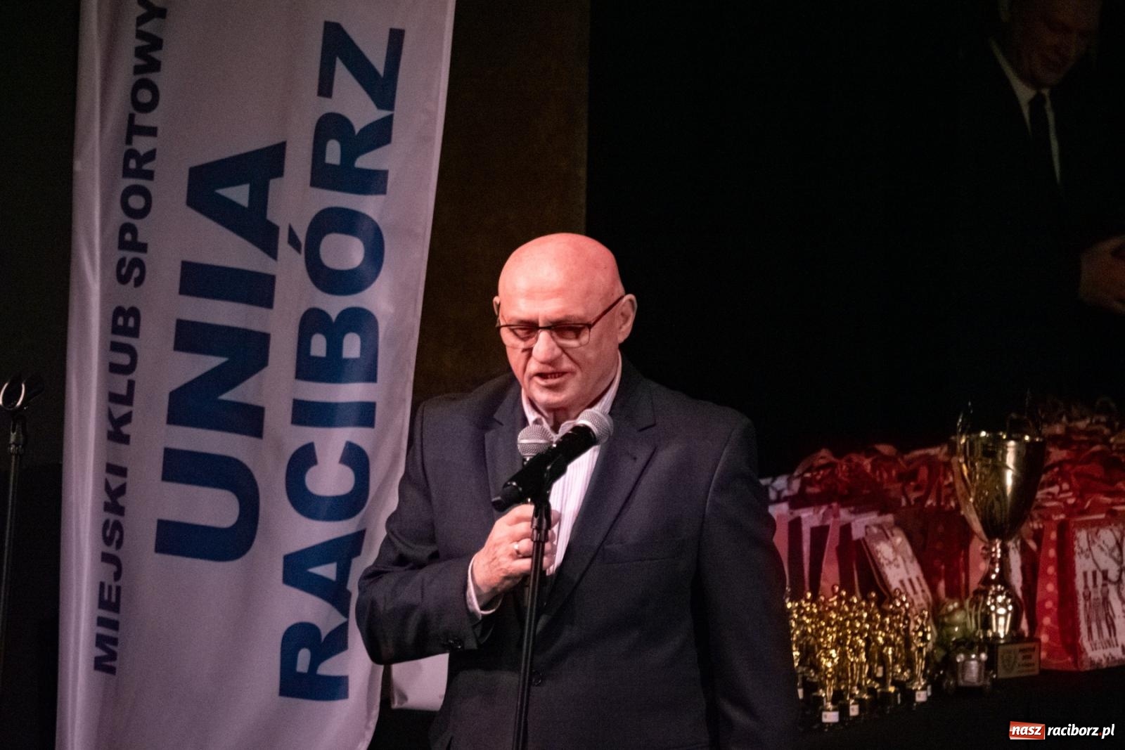 Zdjęcie w galerii na portalu naszraciborz.pl: Pierwsza gala sportowa Unii Racibórz w RCK. Nagrody, podziękowania i wzruszające pożegnania [FOTO i WIDEO] wiadomości z regionu