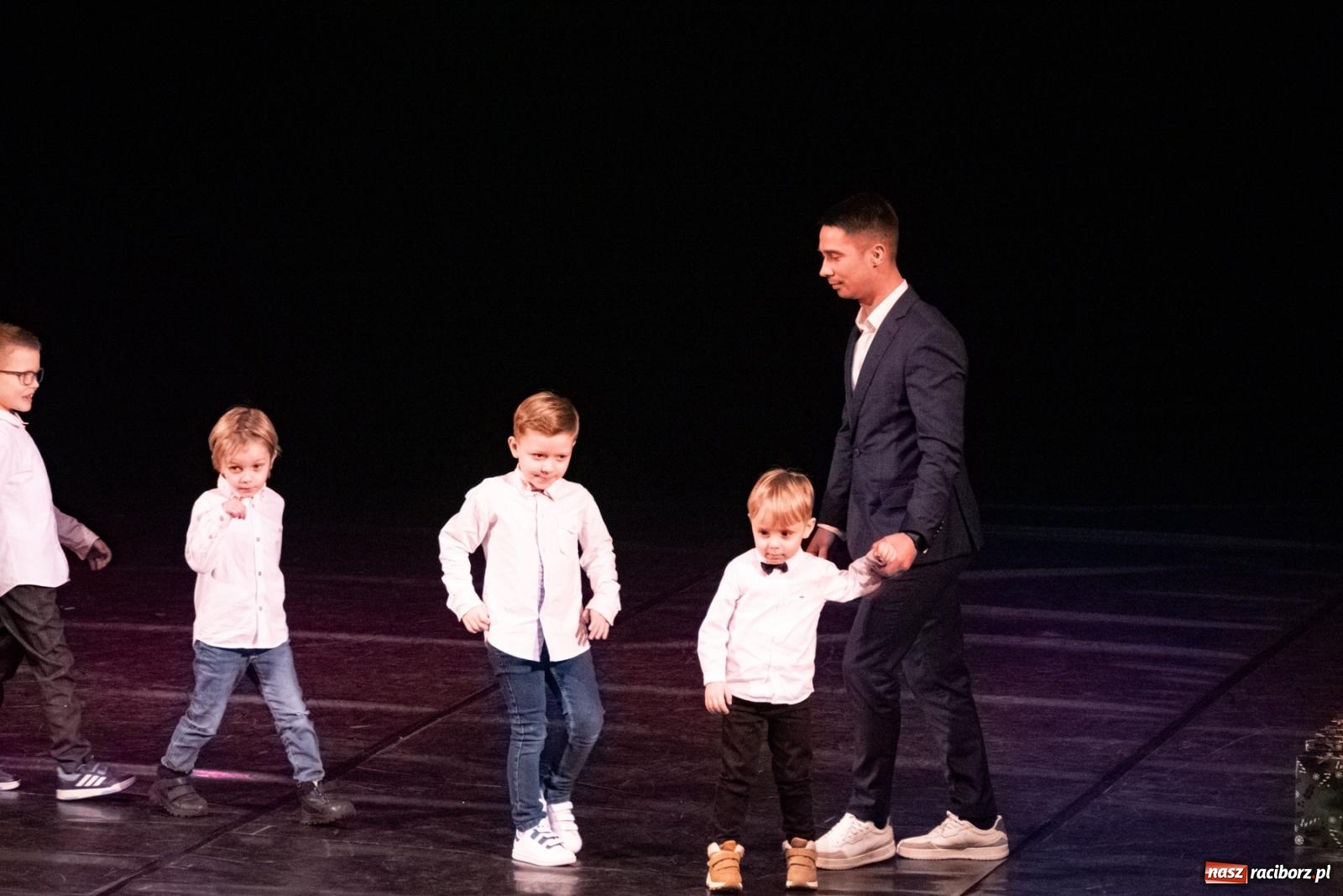 Zdjęcie w galerii na portalu naszraciborz.pl: Pierwsza gala sportowa Unii Racibórz w RCK. Nagrody, podziękowania i wzruszające pożegnania [FOTO i WIDEO] wiadomości z regionu