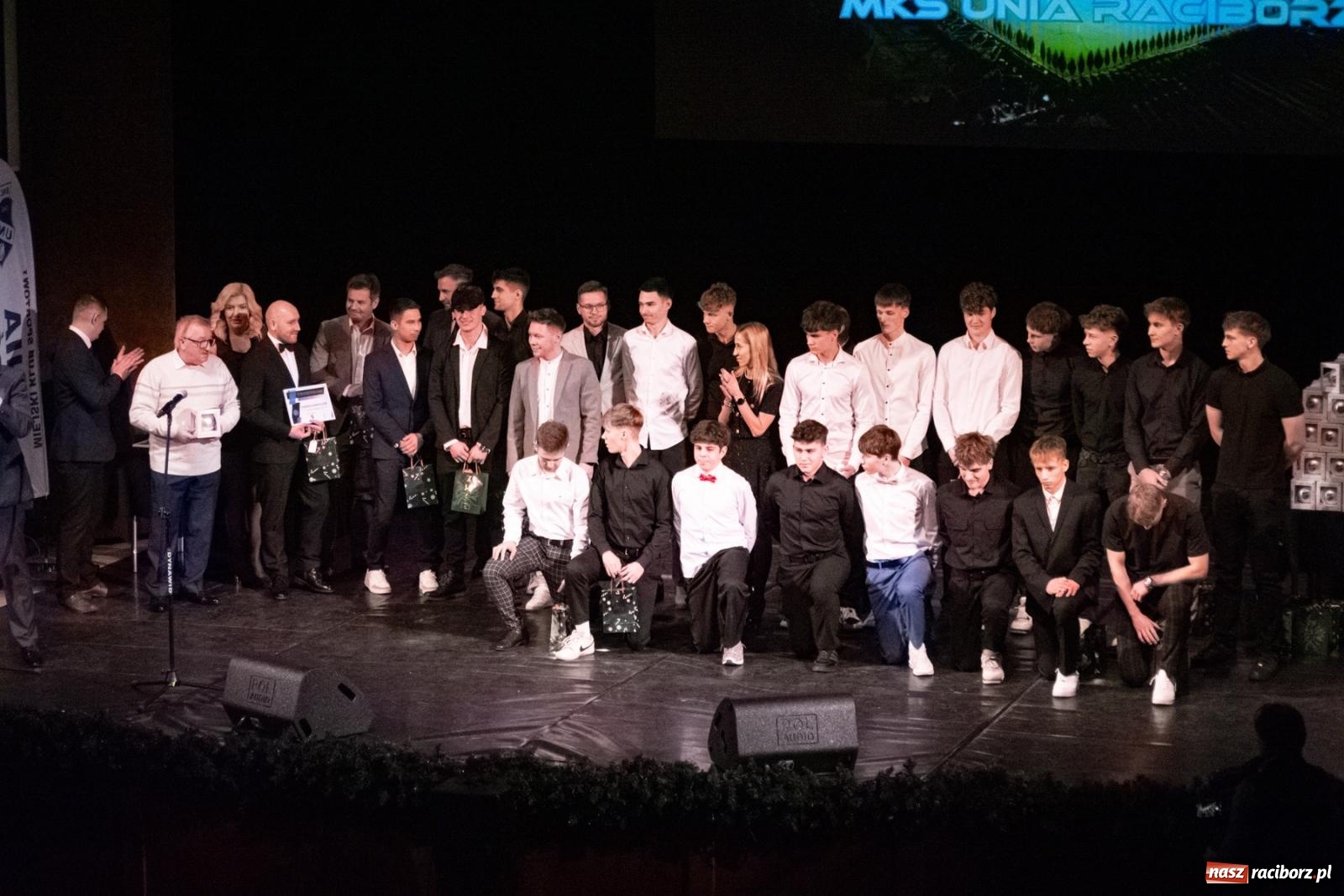 Zdjęcie w galerii na portalu naszraciborz.pl: Pierwsza gala sportowa Unii Racibórz w RCK. Nagrody, podziękowania i wzruszające pożegnania [FOTO i WIDEO] wiadomości z regionu