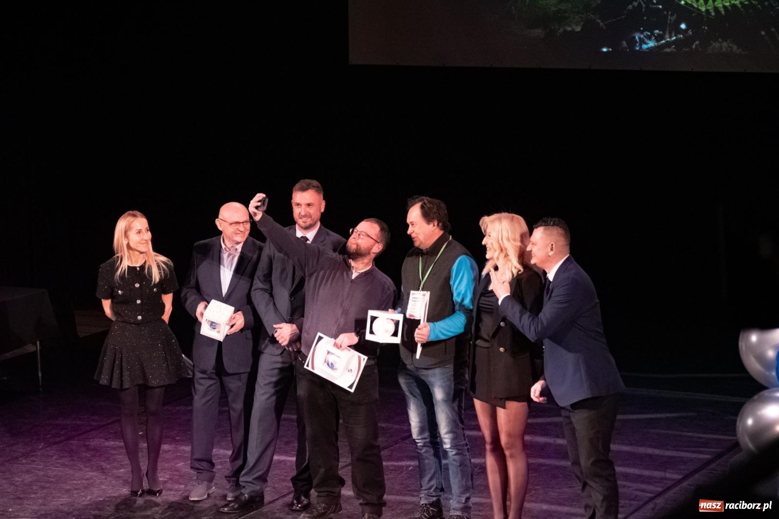 Zdjęcie w galerii na portalu naszraciborz.pl: Pierwsza gala sportowa Unii Racibórz w RCK. Nagrody, podziękowania i wzruszające pożegnania [FOTO i WIDEO] wiadomości z regionu