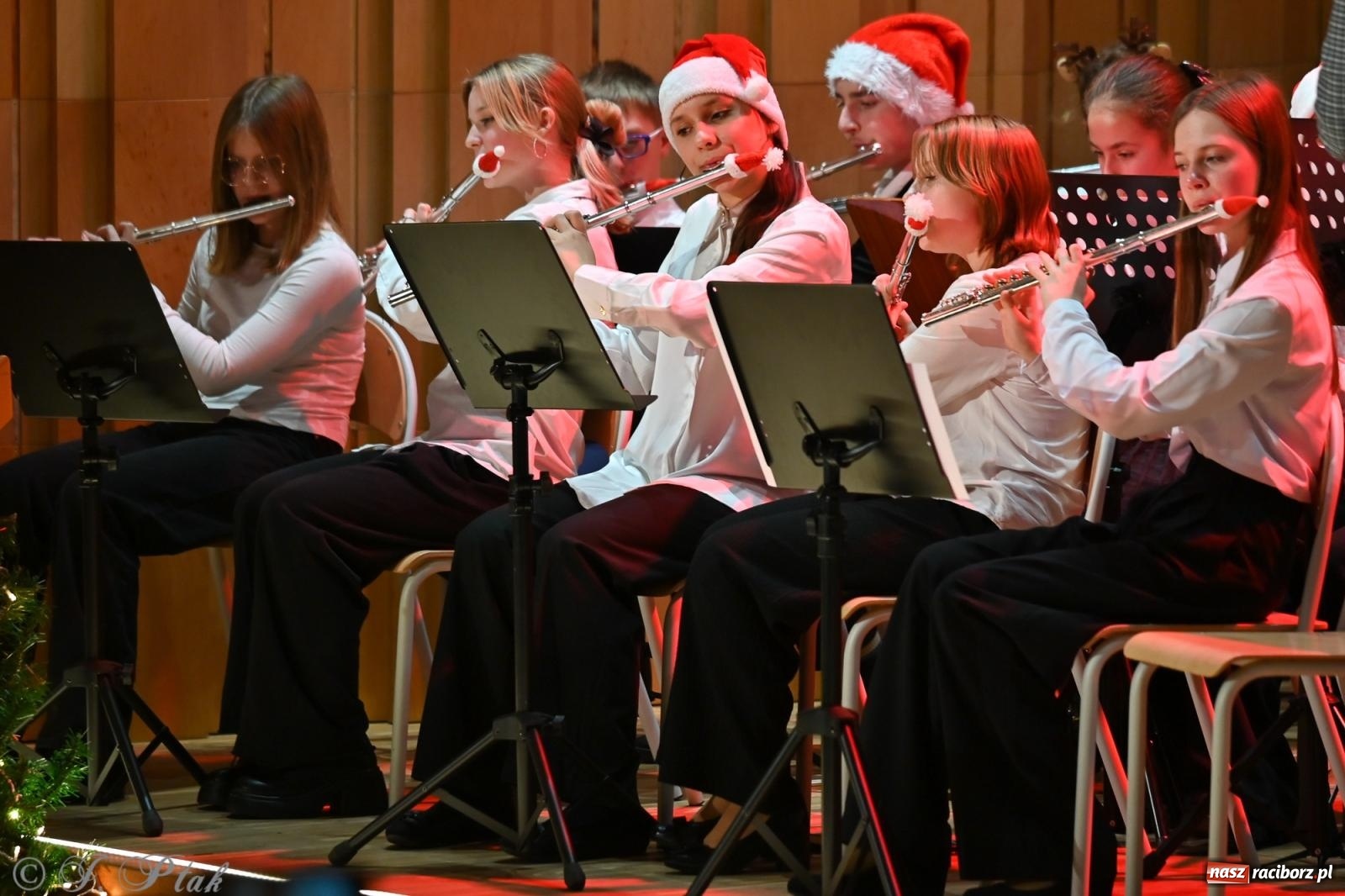 Zdjęcie w galerii na portalu naszraciborz.pl: Koncert kolędowy w Państwowej Szkole Muzycznej w Raciborzu [FOTO i WIDEO] wiadomości z regionu