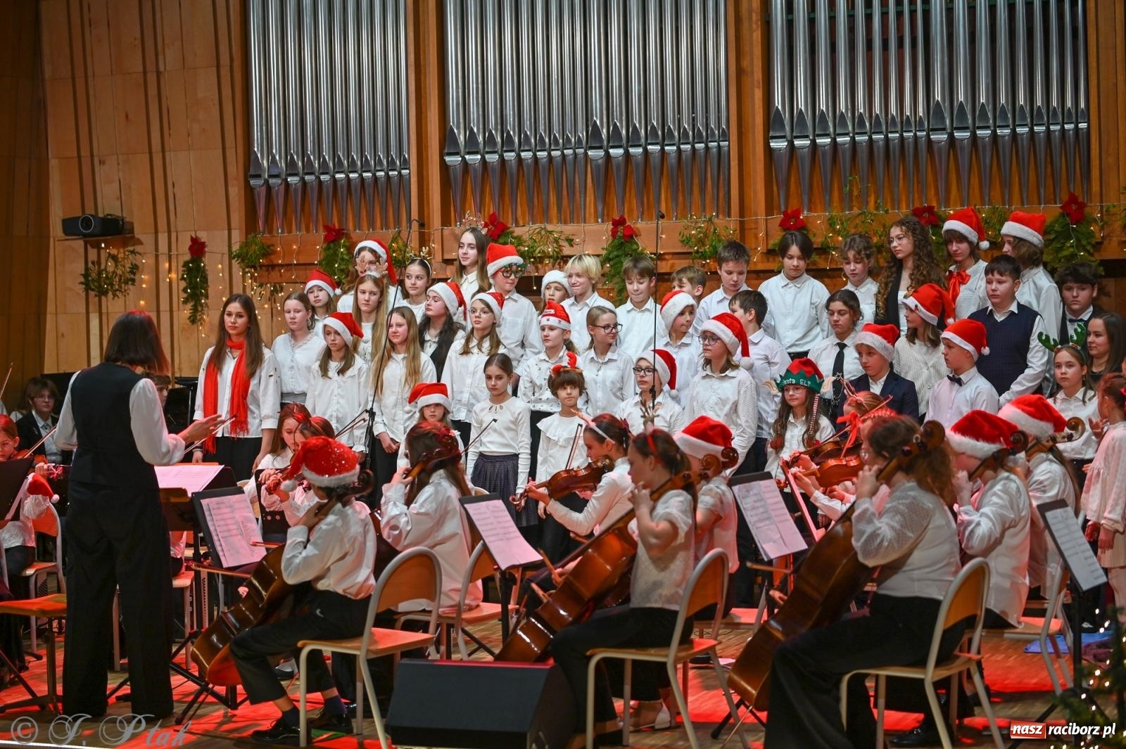 Zdjęcie w galerii na portalu naszraciborz.pl: Koncert kolędowy w Państwowej Szkole Muzycznej w Raciborzu [FOTO i WIDEO] wiadomości z regionu