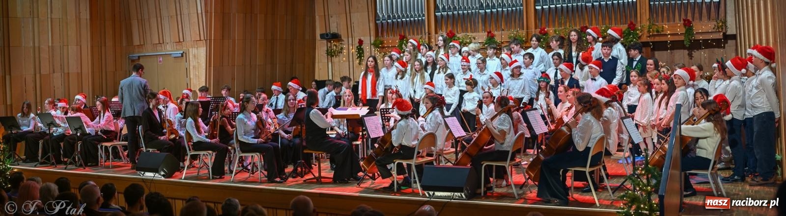 Zdjęcie w galerii na portalu naszraciborz.pl: Koncert kolędowy w Państwowej Szkole Muzycznej w Raciborzu [FOTO i WIDEO] wiadomości z regionu