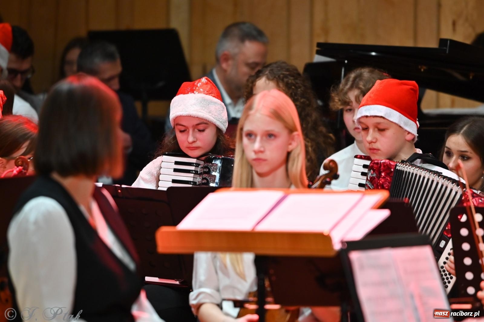 Zdjęcie w galerii na portalu naszraciborz.pl: Koncert kolędowy w Państwowej Szkole Muzycznej w Raciborzu [FOTO i WIDEO] wiadomości z regionu