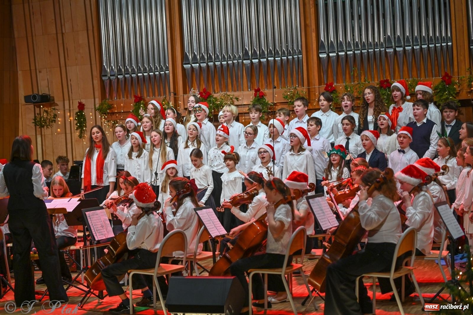 Zdjęcie w galerii na portalu naszraciborz.pl: Koncert kolędowy w Państwowej Szkole Muzycznej w Raciborzu [FOTO i WIDEO] wiadomości z regionu