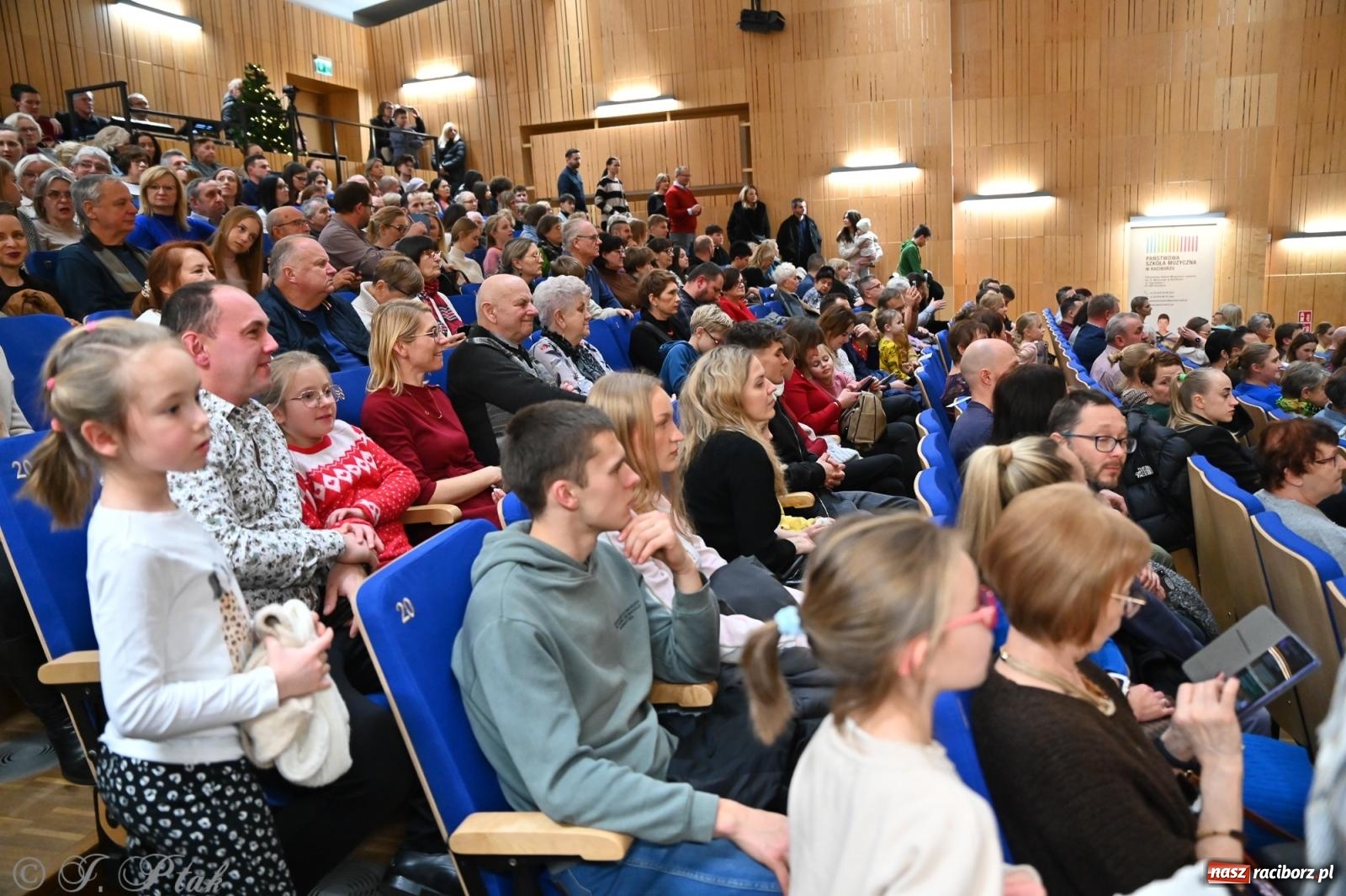 Zdjęcie w galerii na portalu naszraciborz.pl: Koncert kolędowy w Państwowej Szkole Muzycznej w Raciborzu [FOTO i WIDEO] wiadomości z regionu