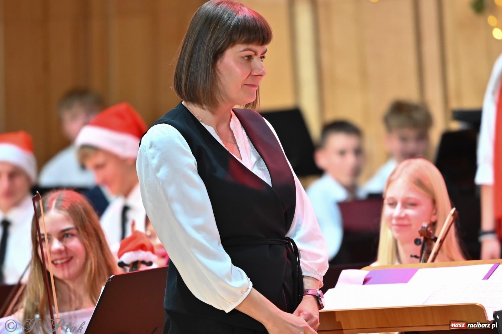 Zdjęcie w galerii na portalu naszraciborz.pl: Koncert kolędowy w Państwowej Szkole Muzycznej w Raciborzu [FOTO i WIDEO] wiadomości z regionu