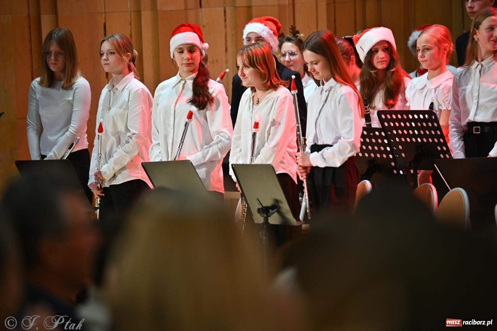 Zdjęcie w galerii na portalu naszraciborz.pl: Koncert kolędowy w Państwowej Szkole Muzycznej w Raciborzu [FOTO i WIDEO] wiadomości z regionu