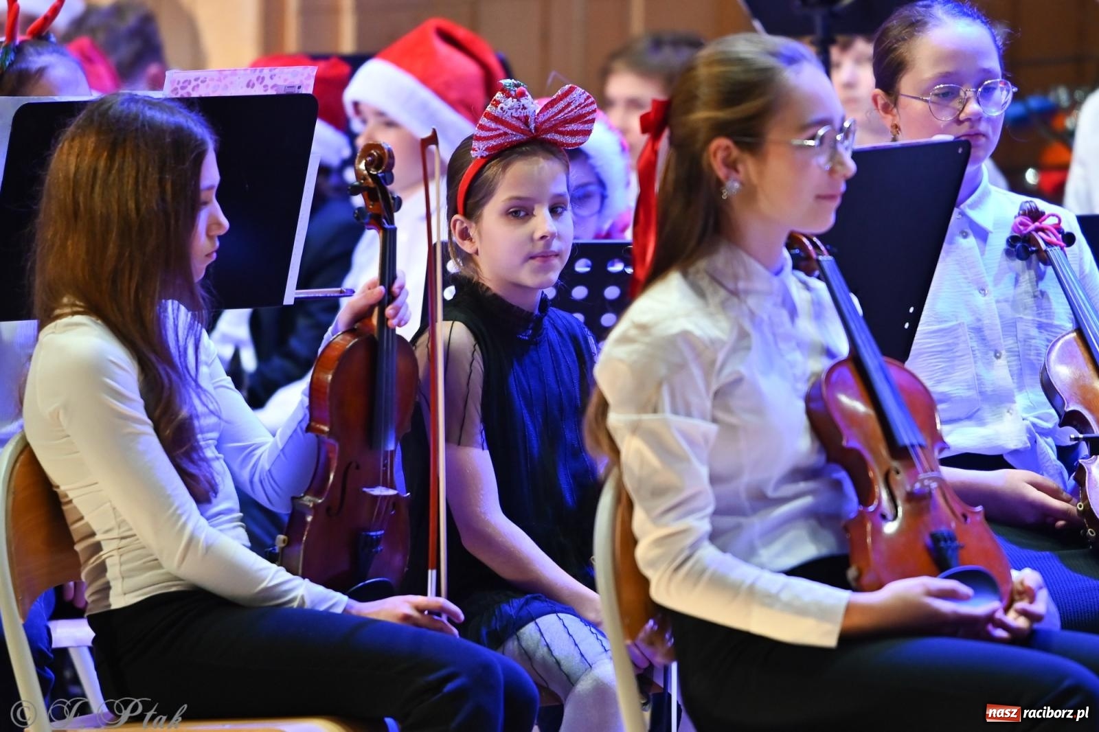 Zdjęcie w galerii na portalu naszraciborz.pl: Koncert kolędowy w Państwowej Szkole Muzycznej w Raciborzu [FOTO i WIDEO] wiadomości z regionu