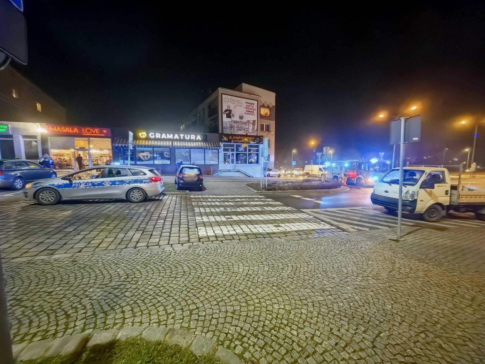 Zdjęcie w galerii na portalu naszraciborz.pl: Kolizja na skrzyżowaniu Reymonta i Odrzańskiej wiadomości z regionu