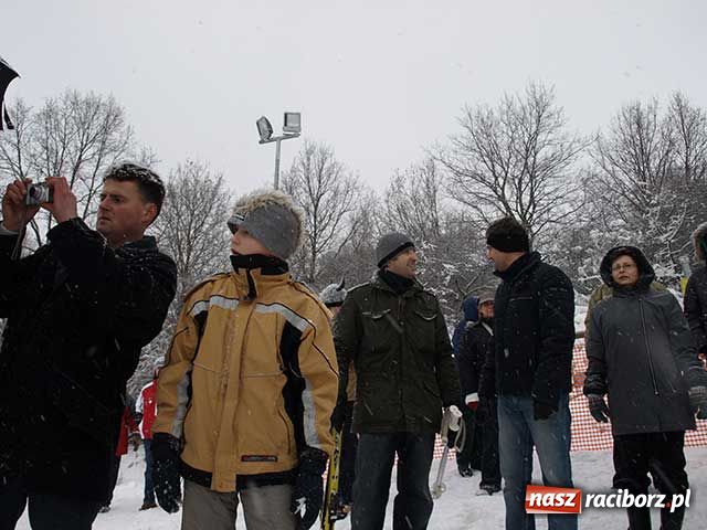 Zdjęcie w galerii na portalu naszraciborz.pl: Stok narciarski w Tworkowie otwarty wiadomości z regionu