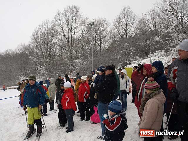Zdjęcie w galerii na portalu naszraciborz.pl: Stok narciarski w Tworkowie otwarty wiadomości z regionu