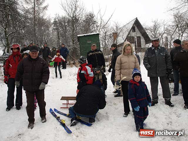 Zdjęcie w galerii na portalu naszraciborz.pl: Stok narciarski w Tworkowie otwarty wiadomości z regionu