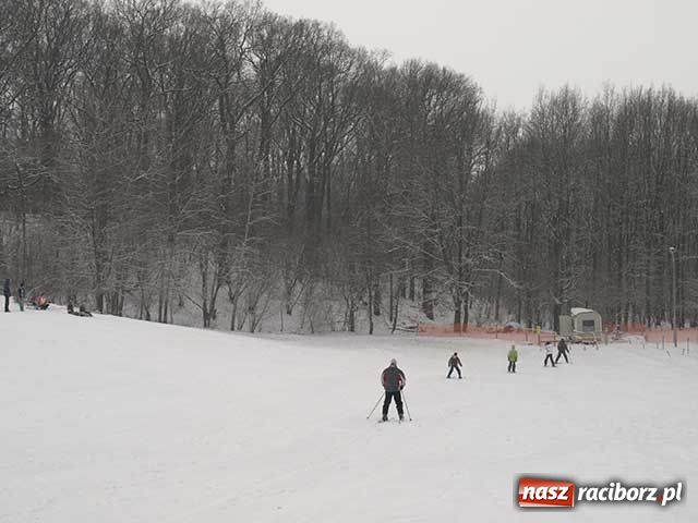 Zdjęcie w galerii na portalu naszraciborz.pl: Stok narciarski w Tworkowie otwarty wiadomości z regionu