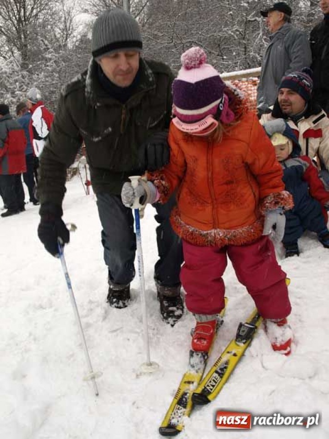Zdjęcie w galerii na portalu naszraciborz.pl: Stok narciarski w Tworkowie otwarty wiadomości z regionu