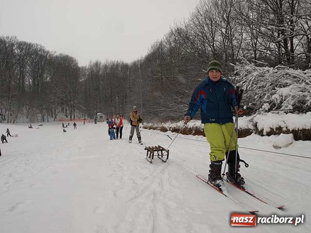 Zdjęcie w galerii na portalu naszraciborz.pl: Stok narciarski w Tworkowie otwarty wiadomości z regionu