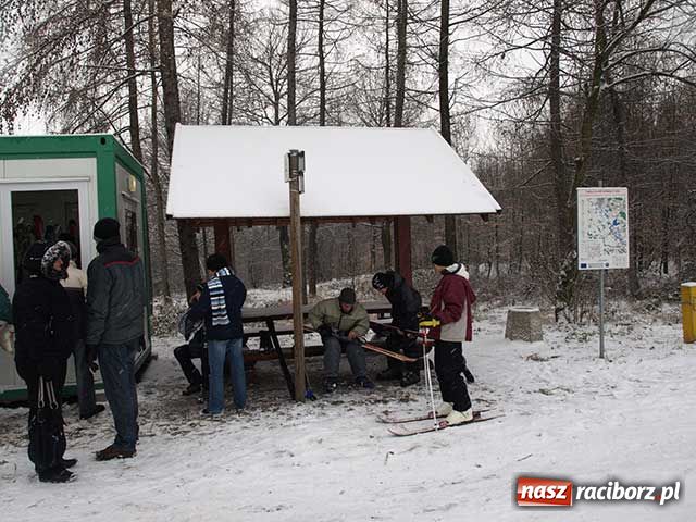 Zdjęcie w galerii na portalu naszraciborz.pl: Stok narciarski w Tworkowie otwarty wiadomości z regionu