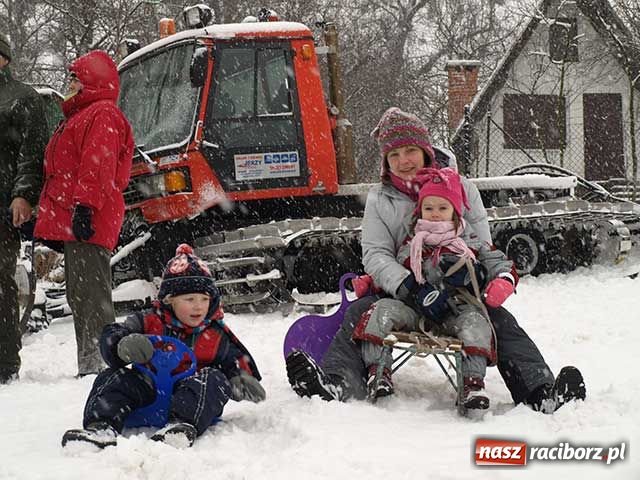 Zdjęcie w galerii na portalu naszraciborz.pl: Stok narciarski w Tworkowie otwarty wiadomości z regionu